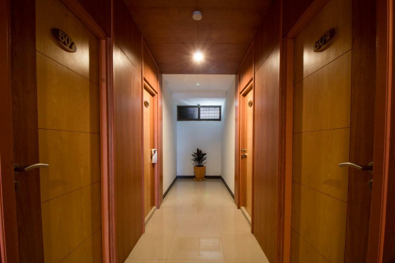 Sn Court 3*