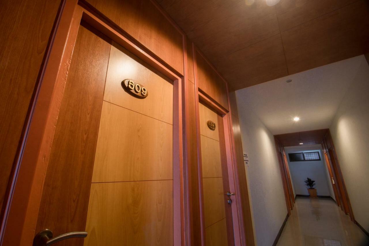Sn Court Hotel 3*